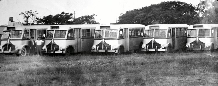 Isotta Fraschini - Caproni (en Argentina)
Fotografía: Autor desconocido
Gentileza: REMVS

