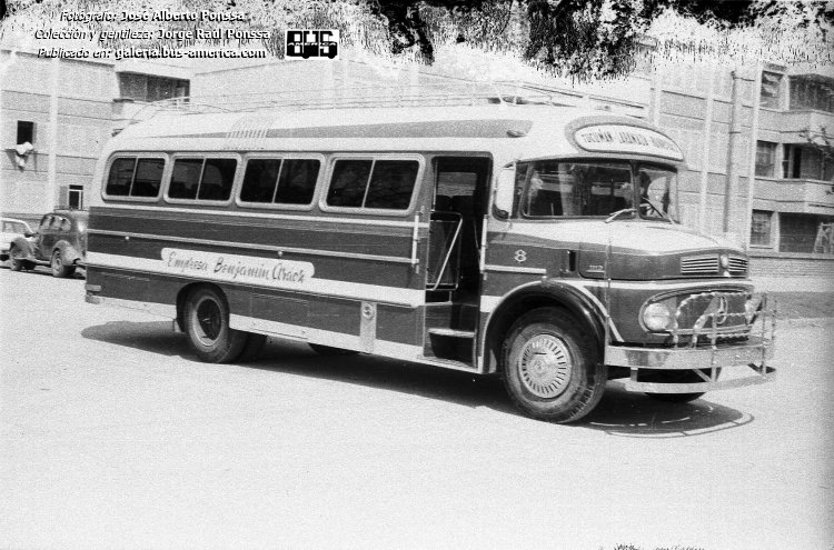 Mercedes-Benz LO 1112 - Alcorta - Benjamín Araóz
[url=http://galeria.bus-america.com/displayimage.php?pid=45970]http://galeria.bus-america.com/displayimage.php?pid=45970[/url]
[url=http://galeria.bus-america.com/displayimage.php?pid=45971]http://galeria.bus-america.com/displayimage.php?pid=45971[/url]
[url=http://galeria.bus-america.com/displayimage.php?pid=45973]http://galeria.bus-america.com/displayimage.php?pid=45973[/url]
[url=http://galeria.bus-america.com/displayimage.php?pid=45974]http://galeria.bus-america.com/displayimage.php?pid=45974[/url]
[url=http://galeria.bus-america.com/displayimage.php?pid=45975]http://galeria.bus-america.com/displayimage.php?pid=45975[/url]

Benjamín Araóz (Tucumán), interno 8

Fotografo: José Alberto Ponssa
Colección y gentileza: Jorge Raúl Ponssa
