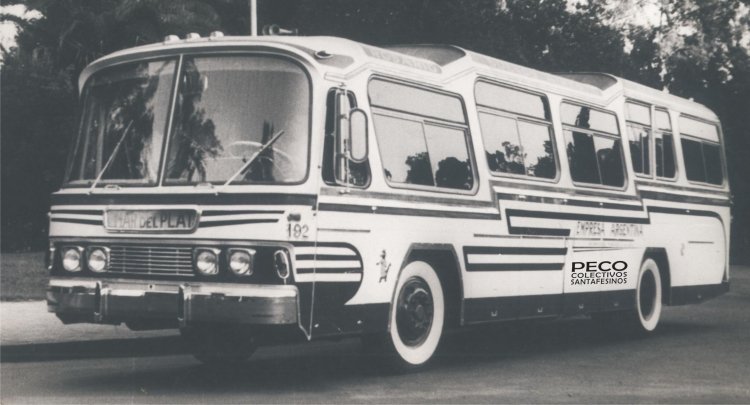 Deutz 200 RS 12 - Belgrano - Empresa Argentina
Fotografía: Dardo Parera
Gentileza: Oscar Pecorari
