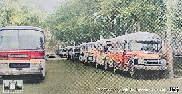 Bedford J6LZ1 - La Carrocera del Sud - Attes. El Trapiche
Línea 20 (Mendoza) [1º]

Foto Mendoza Antigua

[Datos de derecha a izquierda]
Palabras clave: Furlabus