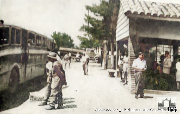 El Rápido
Línea 52 (Prov. Mendoza)

Foto Mendoza Antigua
Palabras clave: FURLABUS