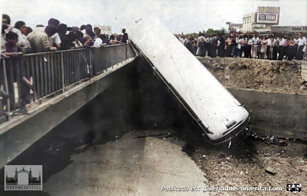 Scania Vabis - El Fur
Fotógrafo: desconocido
Fotografía: Mendoza Antigua
Palabras clave: Furlabus
