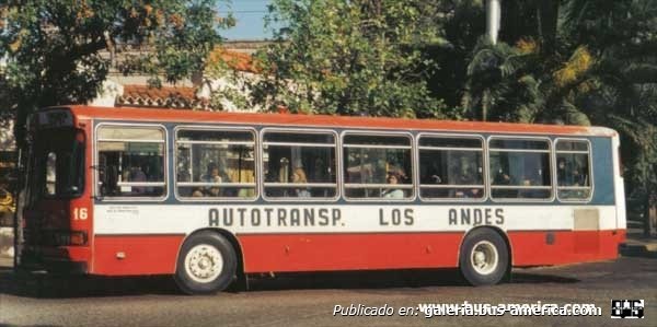 Mercedes-Benz OH 1621 L - Ugarte 24B - Los Andes
El prestadito.

Fotografía: www.bus-america.com
[url=https://www.bus-america.com/ARcarrocerias/Ugarte/OH/Ugarte-OH1621L-G4int16.htm]https://www.bus-america.com/ARcarrocerias/Ugarte/OH/Ugarte-OH1621L-G4int16.htm[/url]
Palabras clave: f u r l a b u s