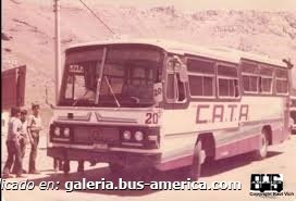 C A T A
Foto : Fanbus
Palabras clave: f u r l a b u s