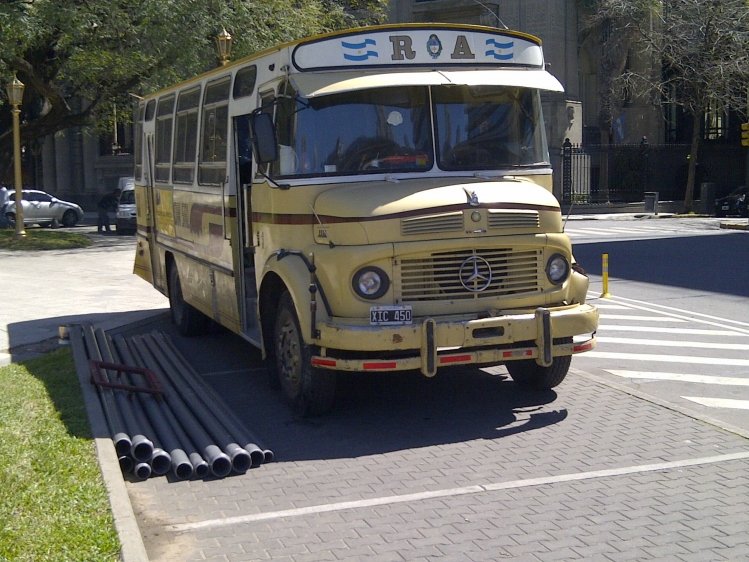Mercedes-Benz LO 1114 - Suyai - Particular
B 2055553 - XIC 450

http://galeria.bus-america.com/displayimage.php?pid=13910
http://galeria.bus-america.com/displayimage.php?pid=25914
http://galeria.bus-america.com/displayimage.php?pid=34015
http://galeria.bus-america.com/displayimage.php?pid=34302
http://galeria.bus-america.com/displayimage.php?pid=34303
http://galeria.bus-america.com/displayimage.php?pid=35607
http://galeria.bus-america.com/displayimage.php?pid=36614
