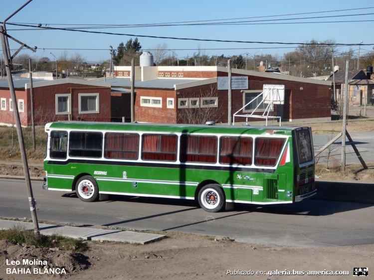 Mercedes-Benz OHL 1320 - La Favorita - Particular
Imagen: Leo Molina (leobahia24)

http://galeria.bus-america.com/displayimage.php?pid=36643

