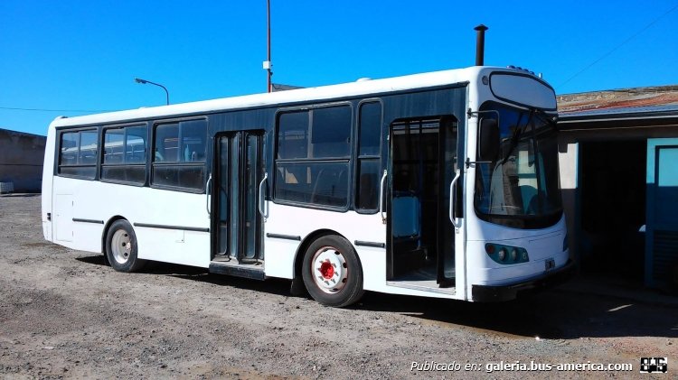 Mercedes-Benz OH 1115 L - M.O.Q.S.A. - Rastreador Fournier
DVF 290
Ex Interno 40 

Imagen: Leo Molina (leobahia24)

http://galeria.bus-america.com/displayimage.php?pid=11458
http://galeria.bus-america.com/displayimage.php?pid=12629
