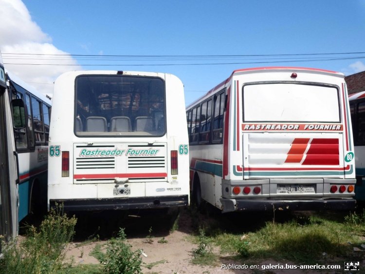 Mercedes-Benz OH 1320 - La Favorita - Rastreador Fournier
BUC 256
Los dados de baja de Fournier 
(Datos de izquierda a derecha)

Imagen: Leo Molina (leobahia24)
