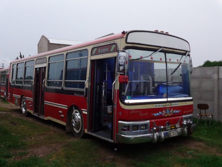 Mercedes-Benz OH 1621 L - Ugarte - Servicio Particular
CWU 292
Ex Linea 109 - Ex Interno 27

Imagen: Leo Javier (leobahia24)

http://galeria.bus-america.com/displayimage.php?pid=31448
http://galeria.bus-america.com/displayimage.php?pid=31449
http://galeria.bus-america.com/displayimage.php?pid=31450
http://galeria.bus-america.com/displayimage.php?pid=31451
http://galeria.bus-america.com/displayimage.php?pid=31452
http://galeria.bus-america.com/displayimage.php?pid=31453
