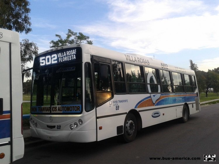 Mercedes-Benz OH 1618 L - Metalpar - Bahía Transporte SAPEM
Línea 502 - Interno 27

Imagen: Leo Molina (leobahia24)
