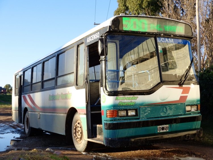 Mercedes-Benz OHL 1320 - La Favorita - Rastreador Fournier
BUC 255
Línea 500 - Interno 67

Imagen: Leo Javier (leobahia24)

http://galeria.bus-america.com/displayimage.php?pid=31840
http://galeria.bus-america.com/displayimage.php?pid=31842
