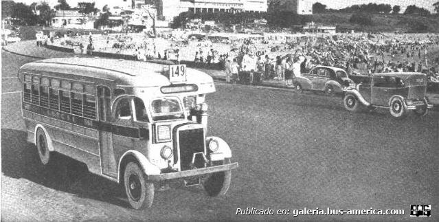 Leyland - La Unión - C.U.T.C.S.A.
Rambla de Montevideo

Fotografía originalmente publicada en revista: Commercial Motor
Palabras clave: uruguay