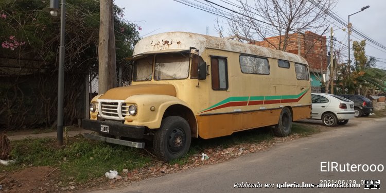 Bedford J6LZ1 - Vespasiani
MOTORHON
Palabras clave: ELRUTEROO
