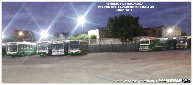 Mercedes-Benz - M.O.45
PLAYON DE REMEDIOS DE ESCALADA
