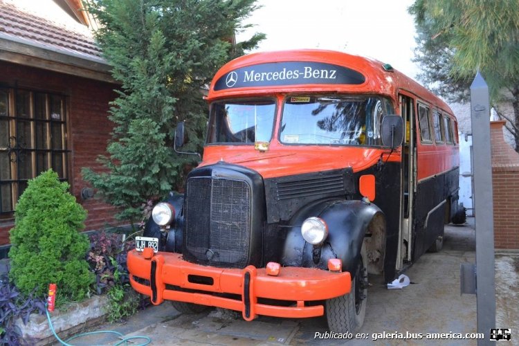 Mercedes-Benz LO 911 - Ottaviano - Particular
B 169402 - VJH 892

Publicado en OLX
