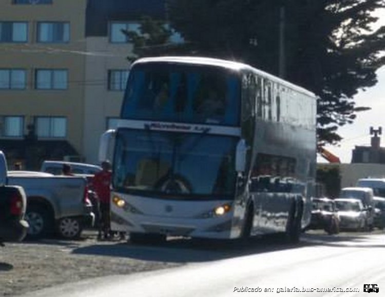 Sudamericanas F-50 - ¿?
Sobre la Avenida Bustillo

Fotografía propia
Palabras clave: Sudamericanas