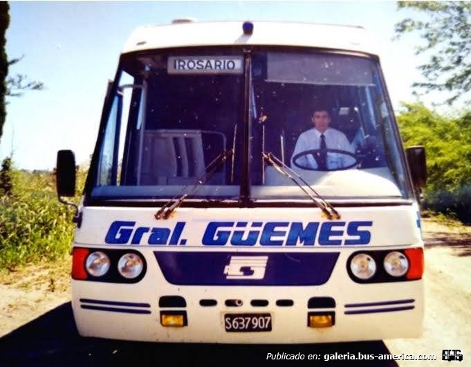 Mercedes-Benz OH 1318 - Roberto Cayetano Caruso - Güemes
S.637907
[url=https://bus-america.com/galeria/displayimage.php?pid=48785]https://bus-america.com/galeria/displayimage.php?pid=48785[/url]

Guemes, interno 14

MB OH1318 - CARUSO - Mod 92
Palabras clave: GUEMES ROSARIO