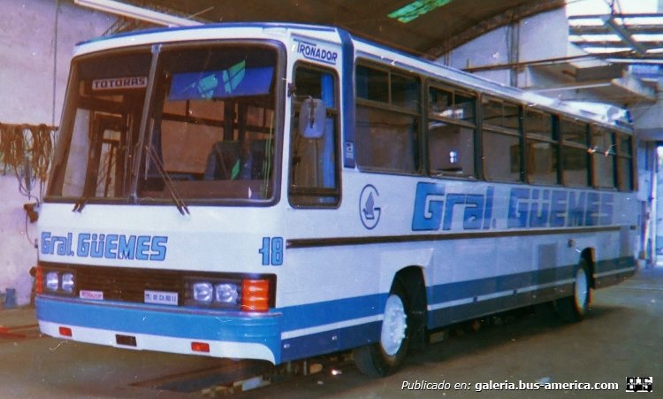 Mercedes-Benz OH 1419 - DECAROLI Tronador - Gral.GÜEMES 18
 MB OH1419 - DECAROLI  Mod: TRONADOR 1986 
Palabras clave: GUEMES ROSARIO