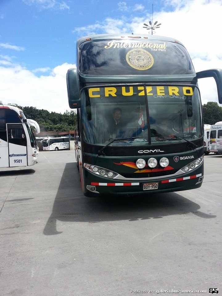 10155728_10203611388752474_566809102261936329_n
Palabras clave: cruz del sur perú 