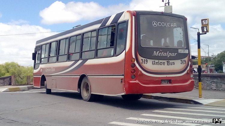 Mercedes-Benz OF 1418 - Metalpar Tronador - Unión Bus
MZW 071

Línea 2 (S.S. de Jujuy), interno 319
