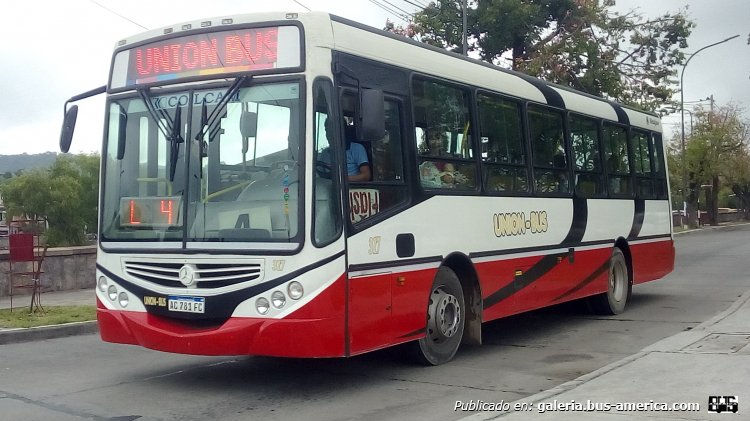 Mercedes-Benz OF 1621 - Metalpar Tronador 2010 - Unión Bus
AC 781 FC

Línea 4 (San Salvador de Jujuy), interno 317
