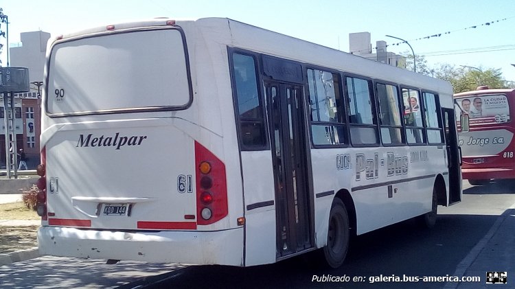 Mercedes-Benz OF 1418 - Metalpar Tronador 2010 - Pal Bus 2000
KQD 144

Pal Bus, interno 61 (Parte de Atras)

