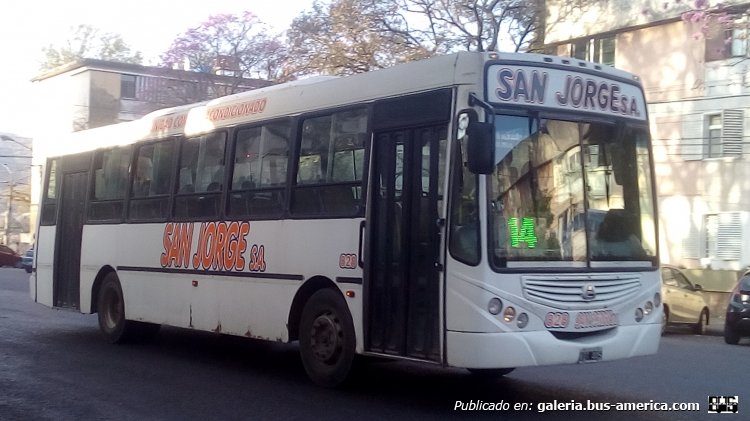 Agrale MA 15.0 - Metalpar Tronador 2010 - San Jorge
KDT 445

Línea 14 (San Salvador de Jujuy), interno 828
