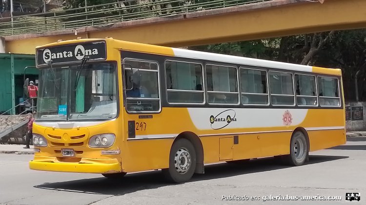 Mercedes-Benz OF 1418 - La Favorita - Santa Ana
KAH 228

Línea 2 (S.S. de Jujuy), interno 297
