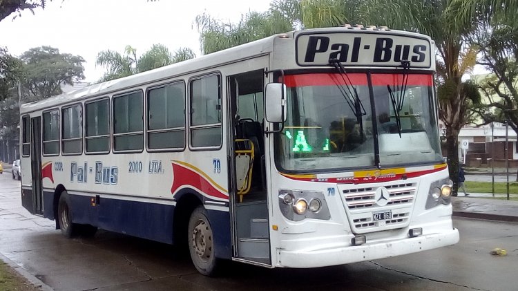Mercedes-Benz OF 1722 - La Favorita GR - Pal Bus 2000
MZX 860

Línea 10A (Prov. de Jujuy), interno 70
