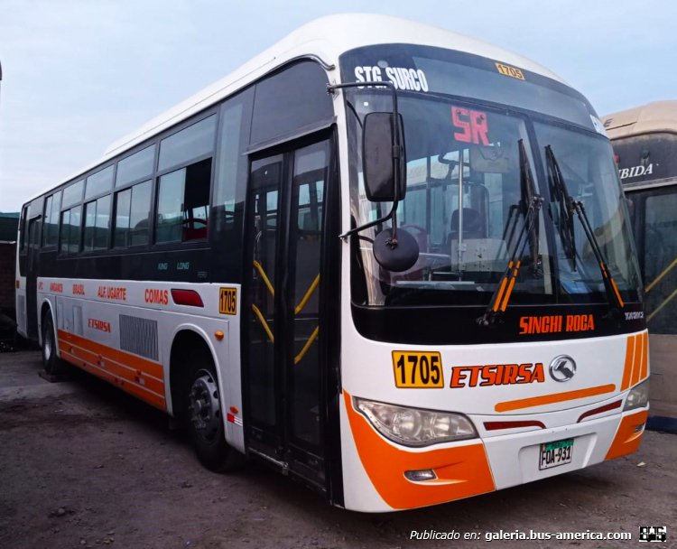 King Long XMQ6120C2 (en Perú) - ETSIRSA
F0A-931

Línea 1705 (Lima) , padrón ¿?
